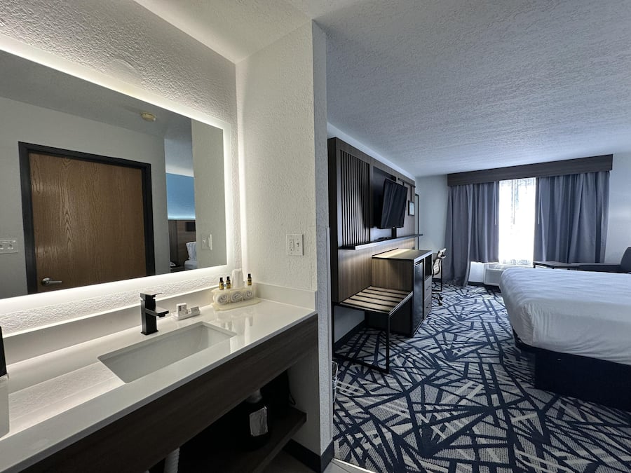 Suite, 1 King Bed, Non Smoking, Refrigerator & Microwave (with Sofabed) | Desk, blackout curtains, iron/ironing board, rollaway beds