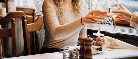 Lunch and dinner served, Regional cuisine