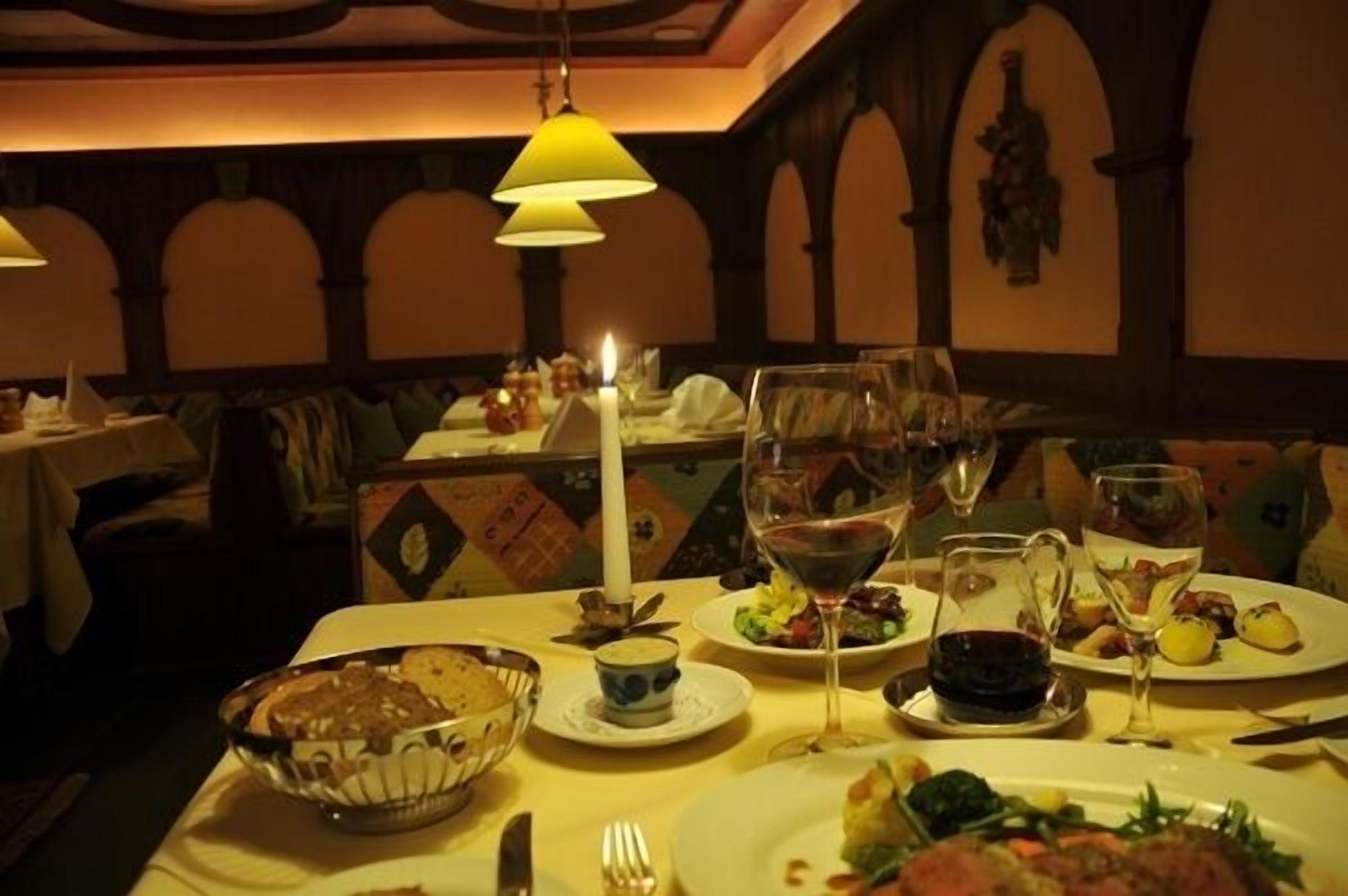 lunch and dinner served, regional cuisine