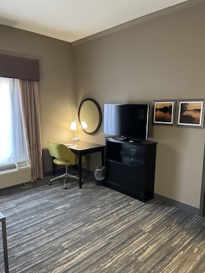 Suite, 1 King Bed with Sofa bed, Non Smoking | In-room safe, desk, blackout drapes, iron/ironing board