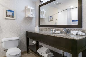 In-room safe, desk, blackout curtains, iron/ironing board - Comfort Inn & Suites Toledo North (Toledo)