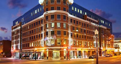 Hampton Inn & Suites Columbus-Downtown