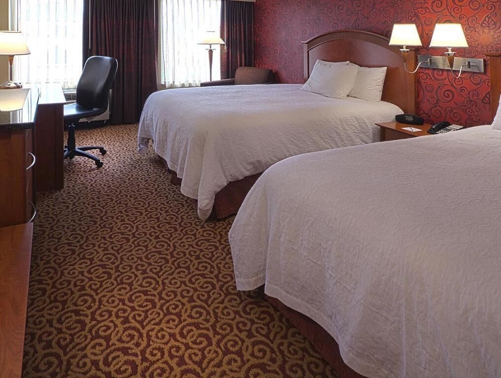 Seprai antialergi, bantalan ekstra lembut, dan brankas