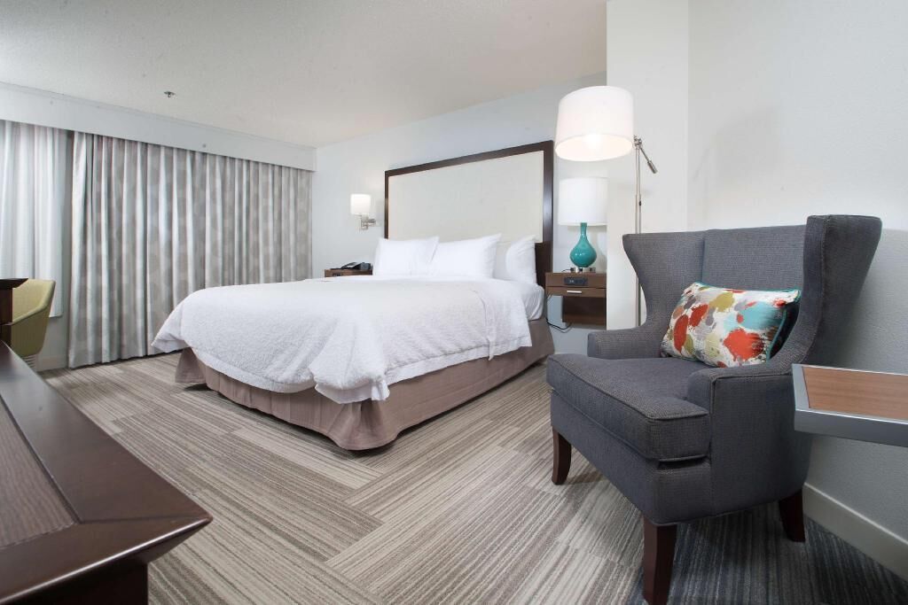 In-room safe, iron/ironing board, cots/infant beds, free WiFi
