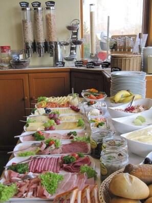 Dîner et brunch servis sur place