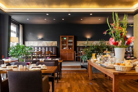 Ristorante. Hotel Villa Orange