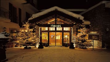 Front of property – evening/night