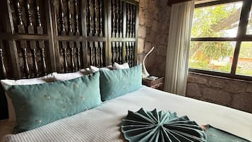 Suite junior | Ropa de cama de alta calidad y edredón