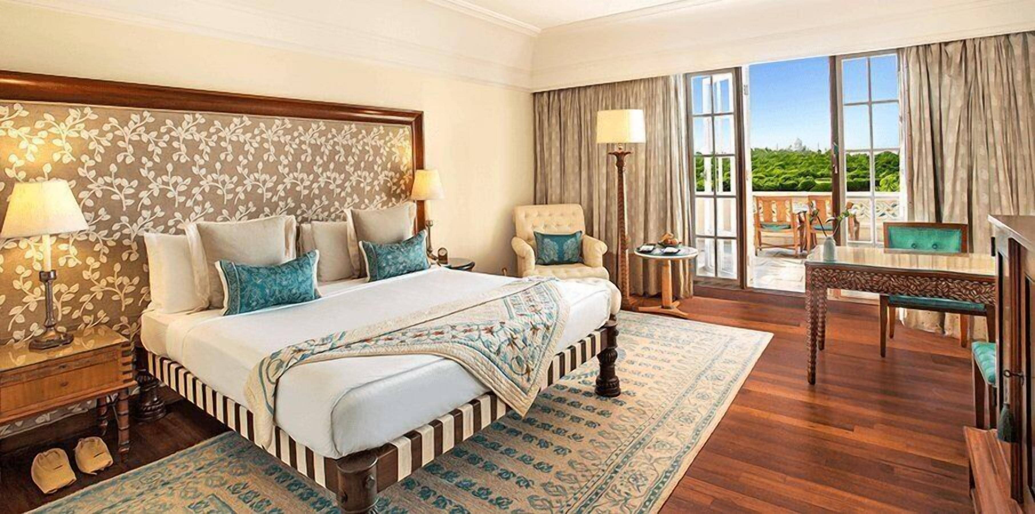 Deluxe Suite | Premium bedding, minibar, in-room safe, desk