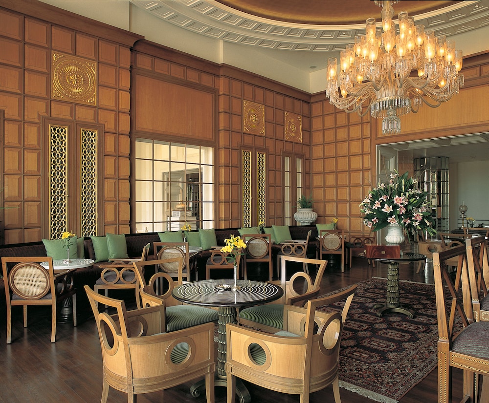 The Oberoi Amarvilas, Agra by null