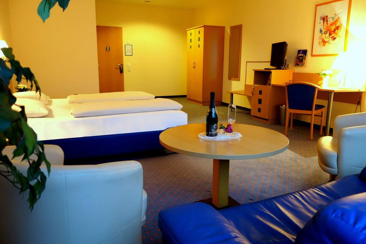 In-room safe, desk, laptop workspace, blackout drapes
