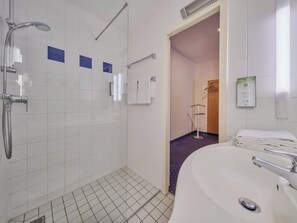 Shower, free toiletries, hair dryer, towels