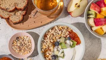Petit déjeuner buffet servi tous les jours en supplément
