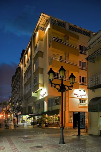 Novus Plaza Hodelpa