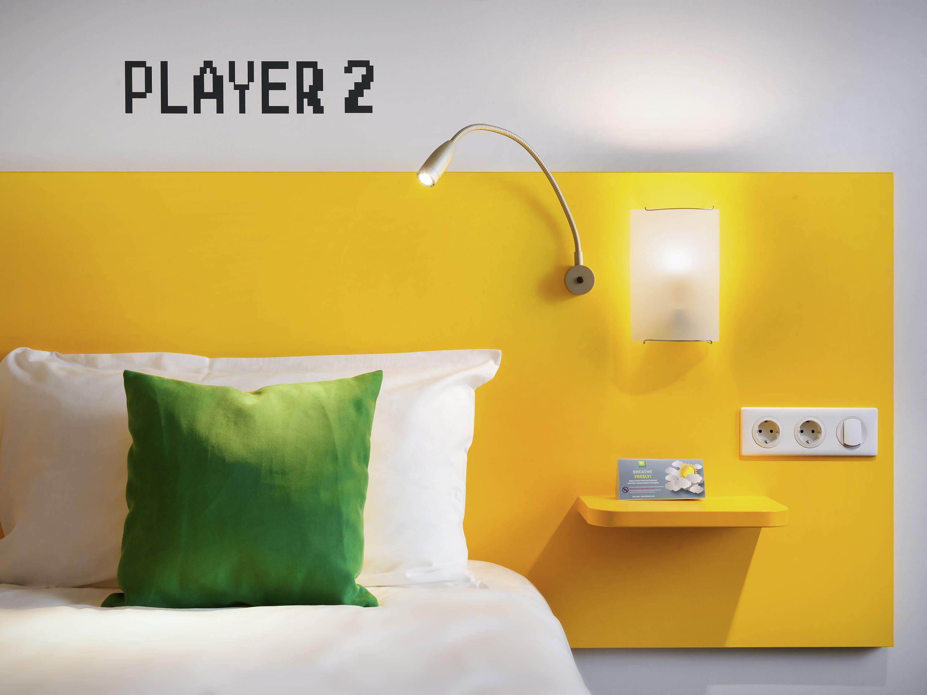 Coffres-forts dans les chambres, bureau, rideaux occultants