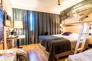 Family Room | In-room safe, desk, blackout drapes, iron/ironing board