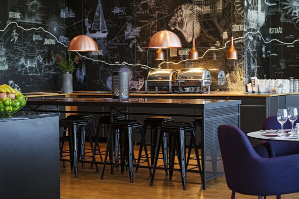 Breakfast, lunch, dinner served; Scandinavian cuisine 