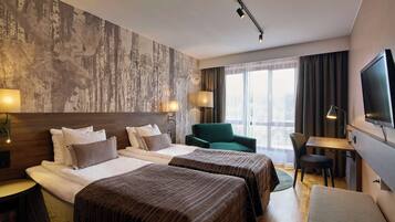 Familjerum | Skrivbord, strykjÀrn/strykbrÀda, gratis wi-fi och sÀngklÀder