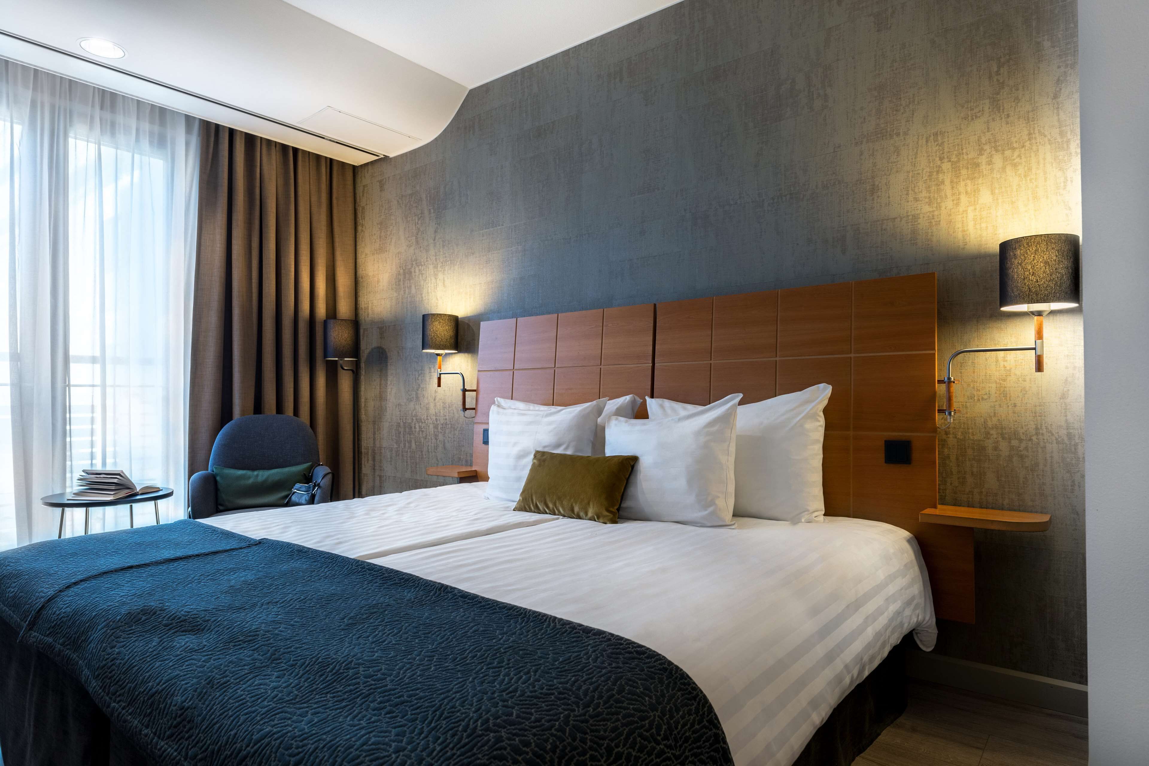 minibar, in-room safe, desk, iron/ironing board