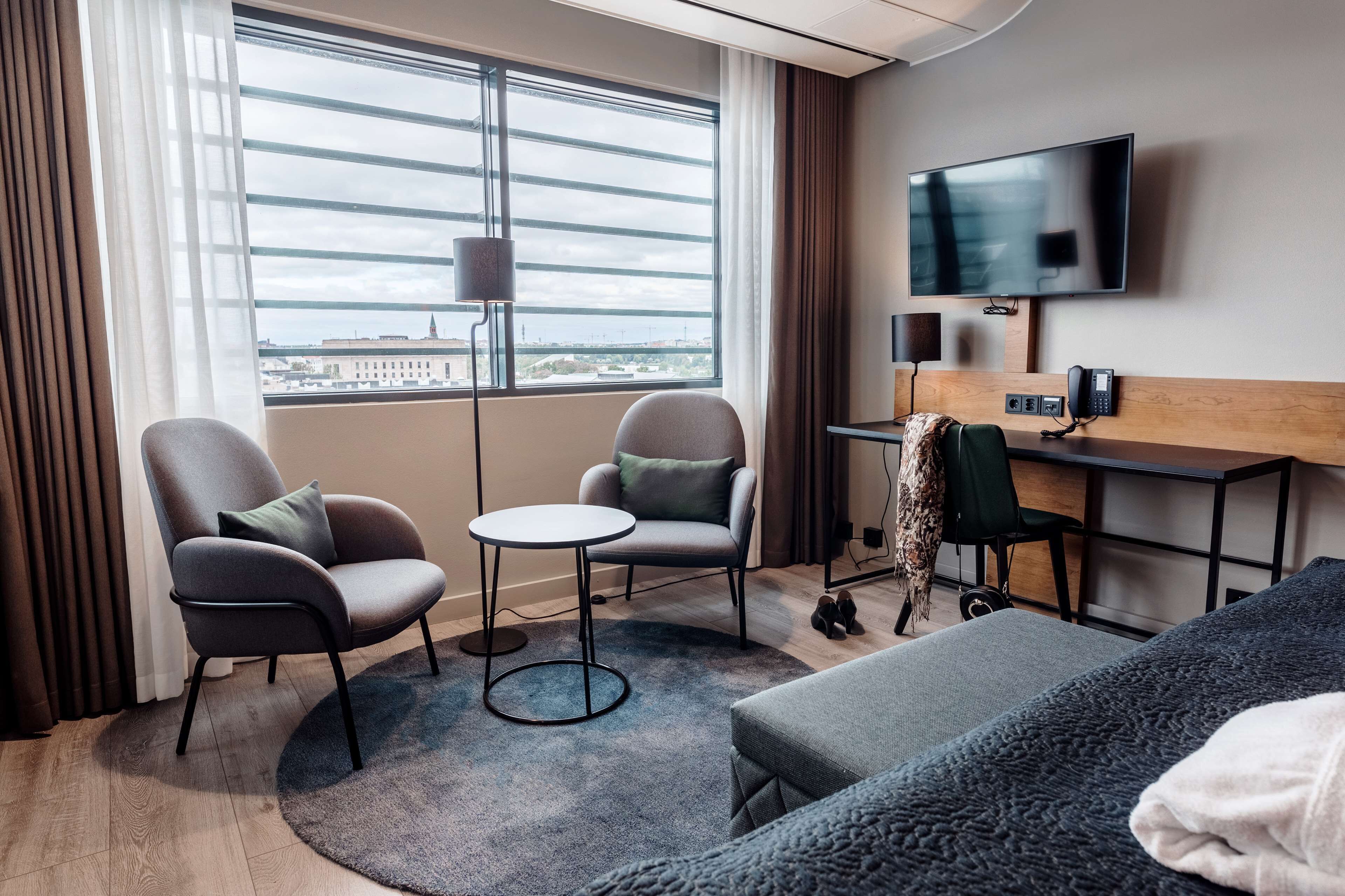 minibar, in-room safe, desk, iron/ironing board