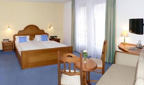 In-room safe, desk, cots/infant beds, free WiFi