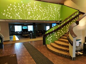 Lobby - Sleep Inn & Suites Oregon - Toledo (Oregon)