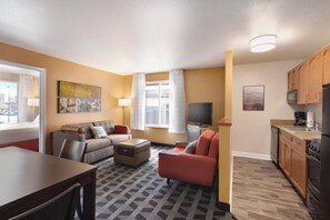 Suite, 2 Bedrooms | Living area | Flat-screen TV