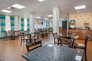 Free daily buffet breakfast