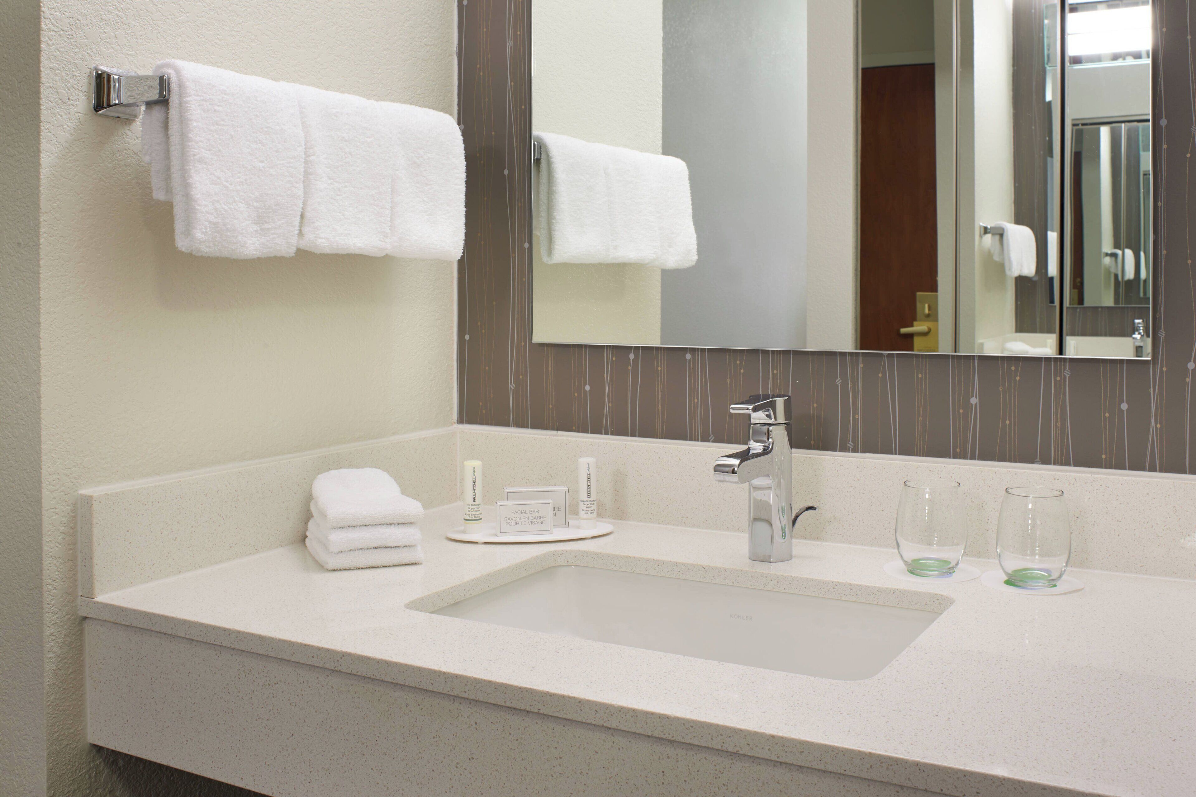 desk, iron/ironing board, free cots/infant beds, free wifi