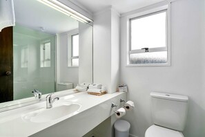 Camera Standard, 1 letto queen, non fumatori | Bagno