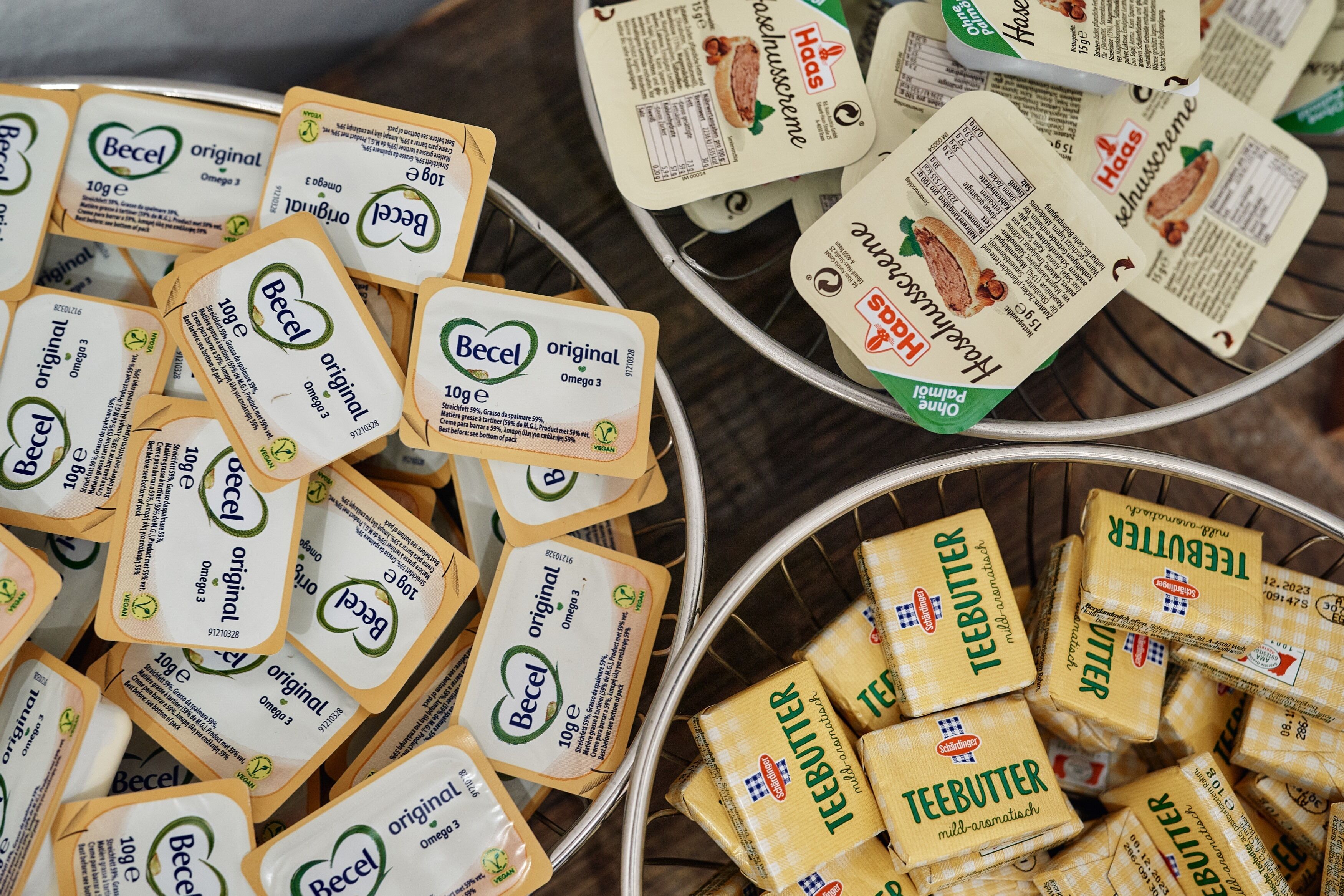 daily buffet breakfast (eur 14 per person)