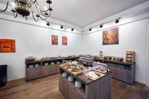 Desayuno buffet todos los días (con cargo)