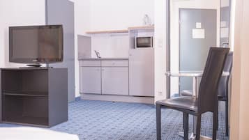 Zimmersafe, kostenloses WLAN, Bettwäsche