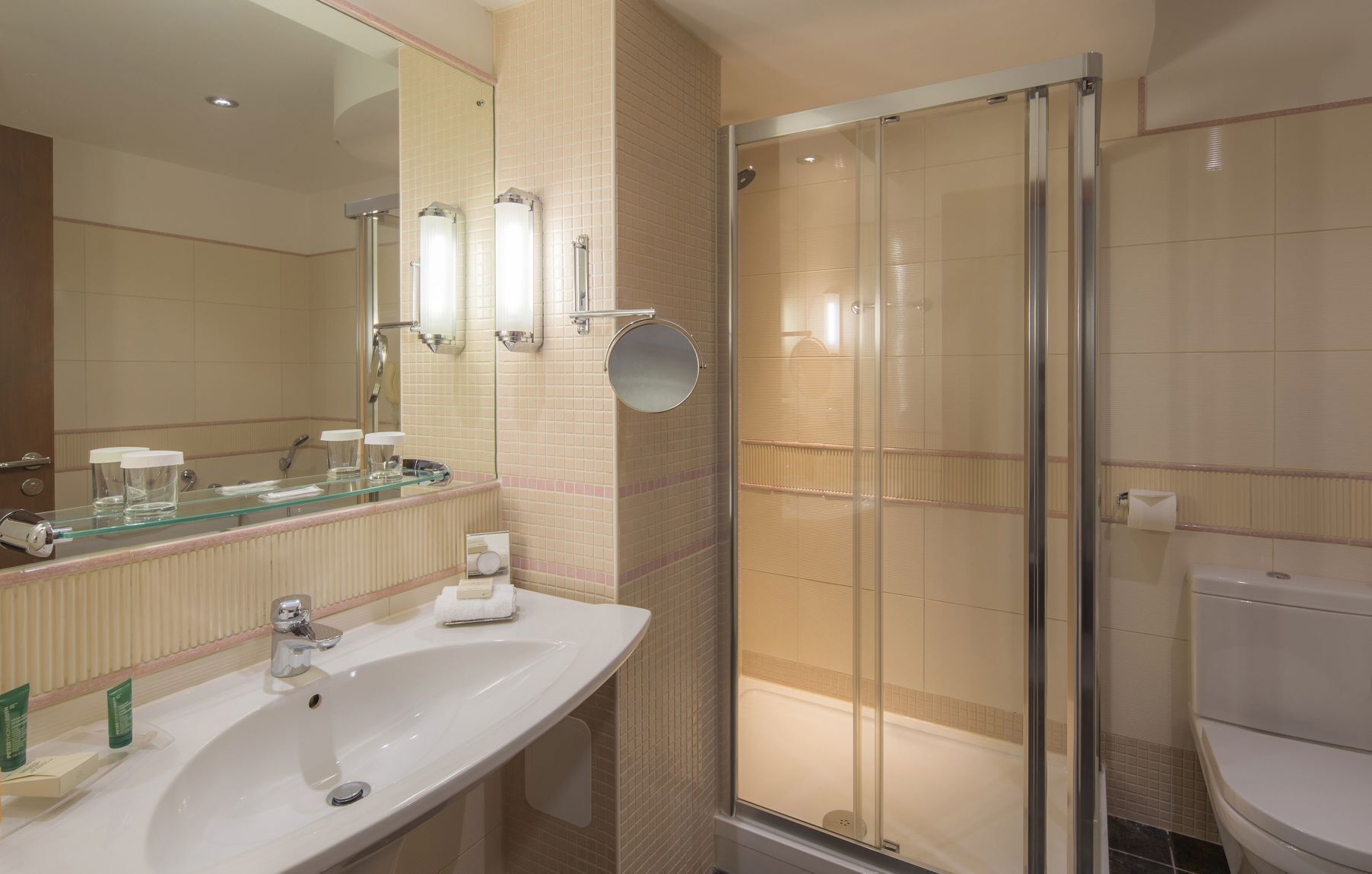 Bathroom | Free toiletries, hair dryer, towels
