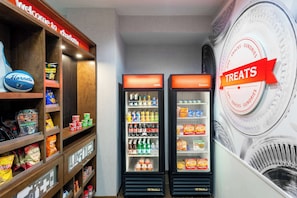 Snack bar
