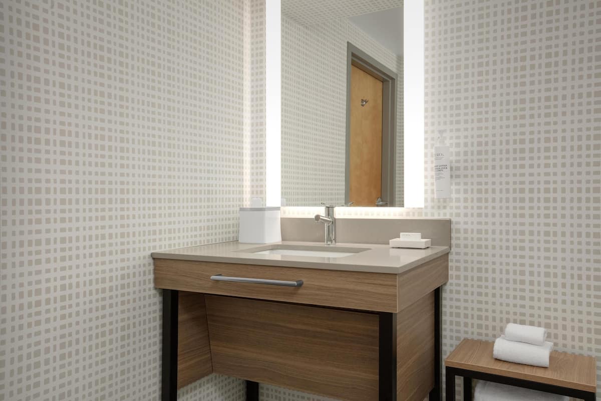 Room, 2 Queen Beds, Accessible, Non Smoking | Bathroom | Combined shower/tub, free toiletries, hair dryer, towels