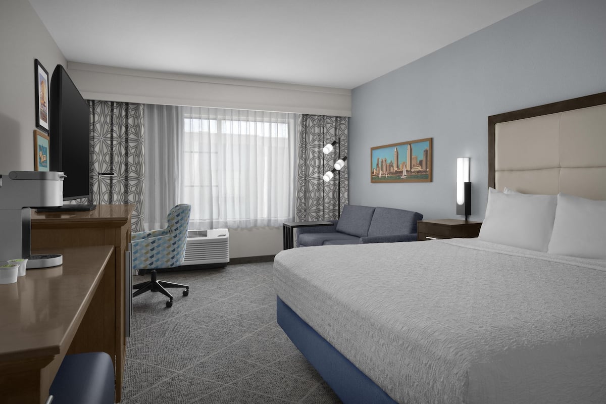 Premium bedding, pillowtop beds, desk, laptop workspace