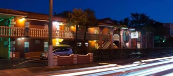 Gables Inn 