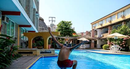 Hotel Vallartasol