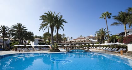 Seaside Grand Hotel Residencia