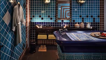 Un sauna, baño turco/hammam, tratamientos corporales