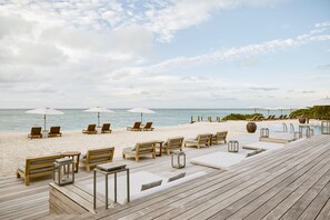 2 outdoor pools, pool umbrellas, pool loungers