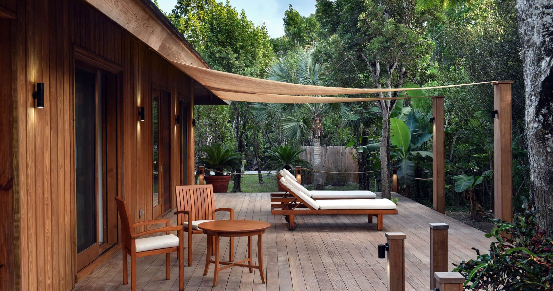 egyptian cotton sheets, premium bedding, down duvets, pillow-top beds