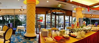 Exhibition Centre Hotel