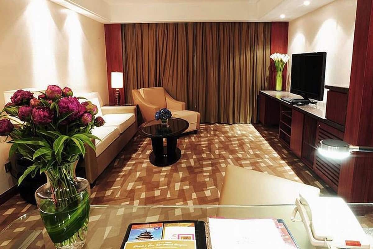 Chambre | Minibar, coffres-forts dans les chambres, bureau