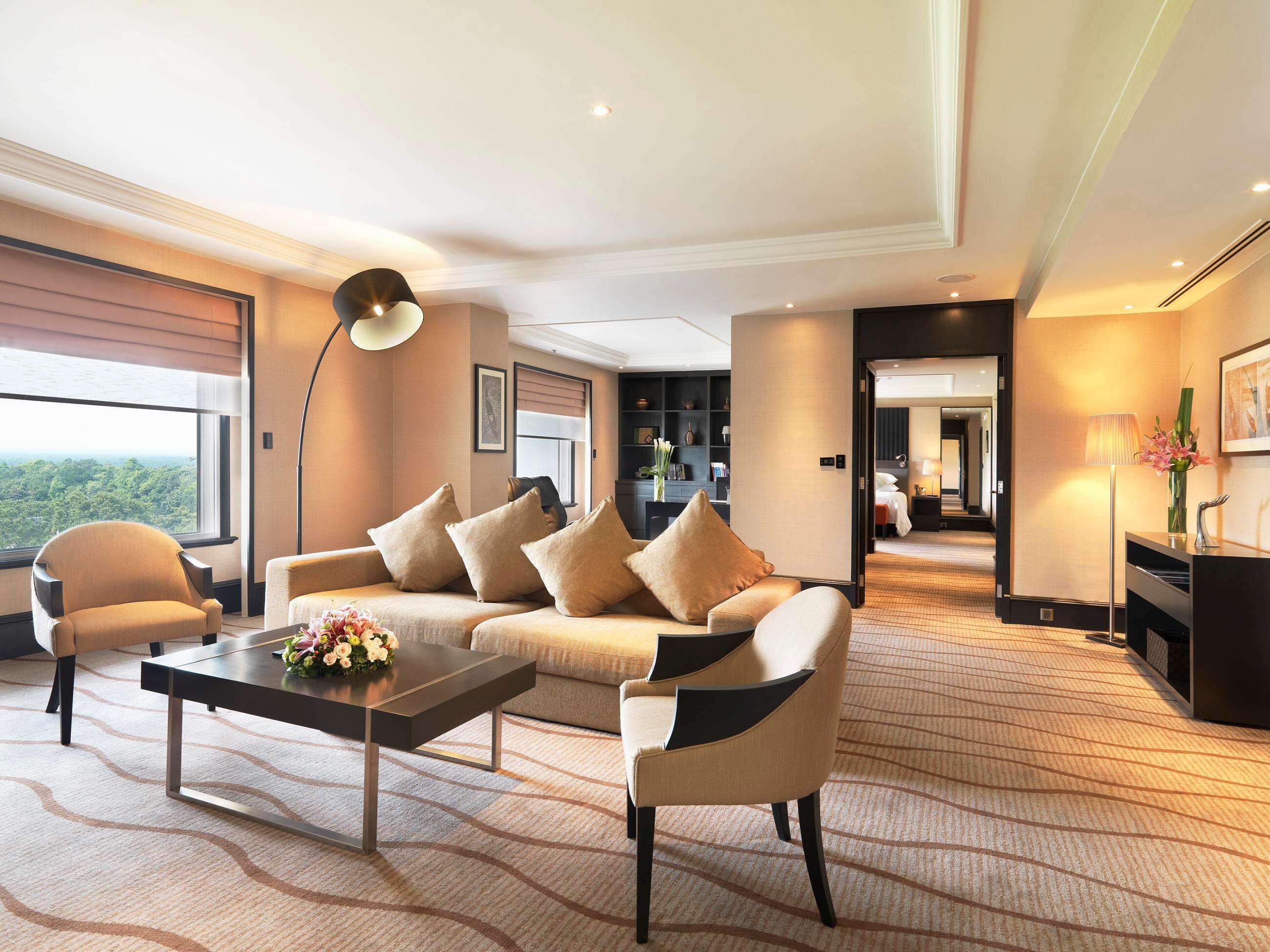 Premium bedding, minibar, in-room safe, desk