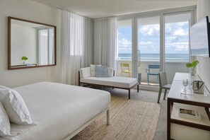 Deluxe Room, 1 King Bed, Balcony, Ocean View | Egyptian cotton sheets, premium bedding, down duvets, minibar