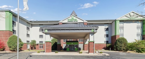 Wyndham Garden Madison Fitchburg