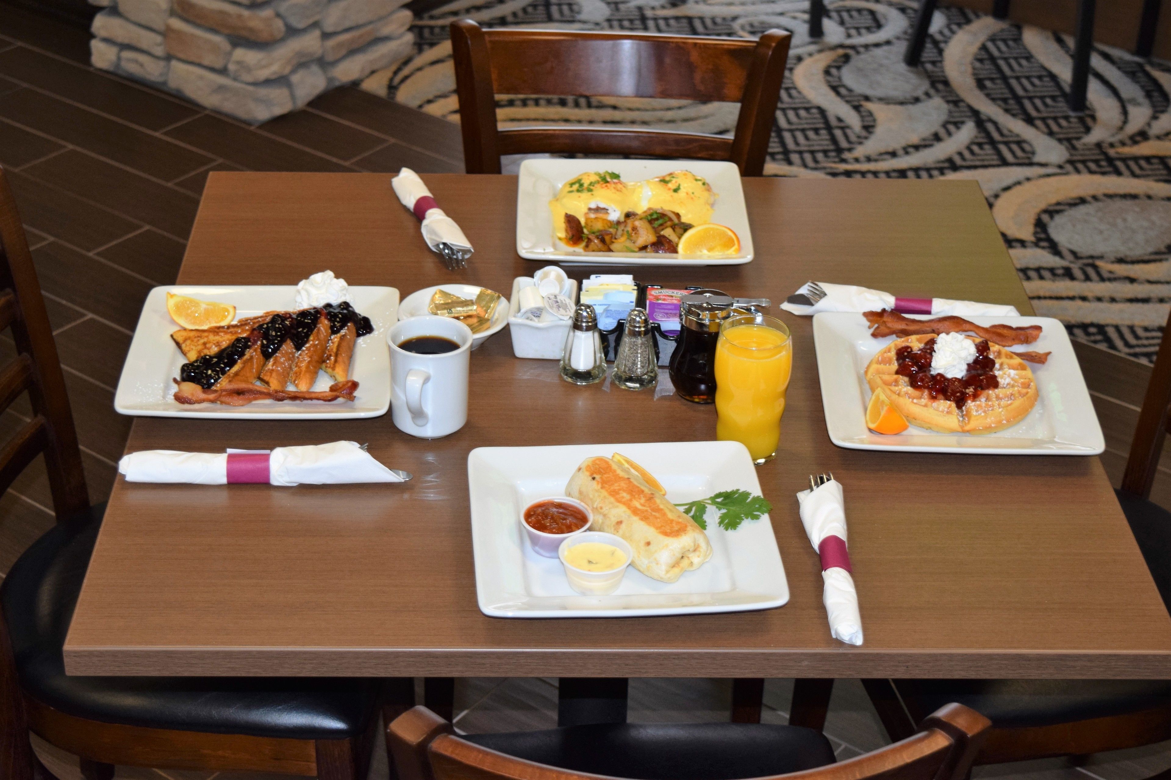 Photo - Wyndham Garden Madison Fitchburg