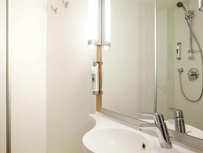 Room, Multiple Beds | Desk, blackout drapes, soundproofing, iron/ironing board